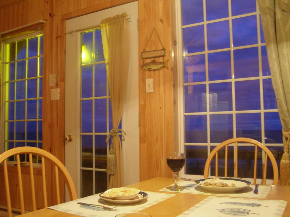 Les Chalets Brise-De-Mer Sainte-Therese-de-Gaspe Экстерьер фото