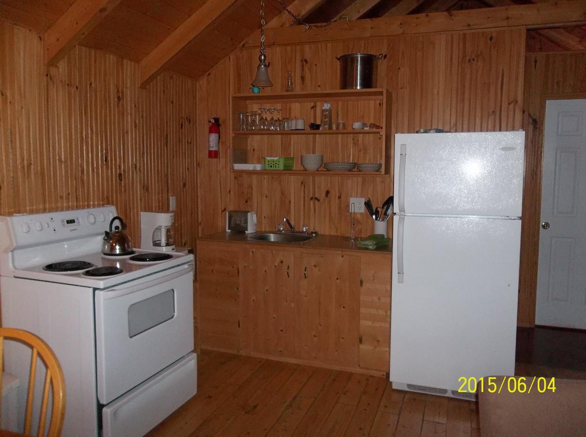 Les Chalets Brise-De-Mer Sainte-Therese-de-Gaspe Экстерьер фото