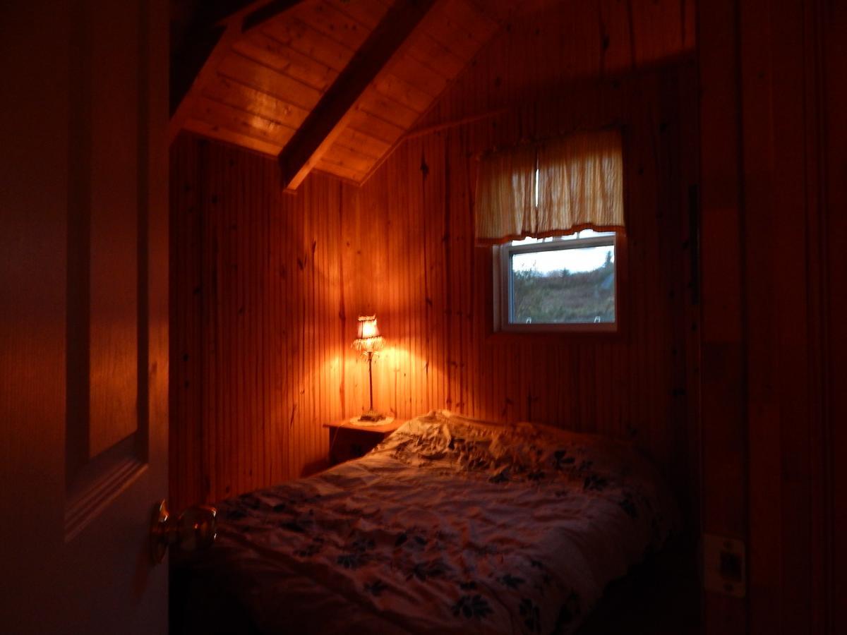 Les Chalets Brise-De-Mer Sainte-Therese-de-Gaspe Экстерьер фото
